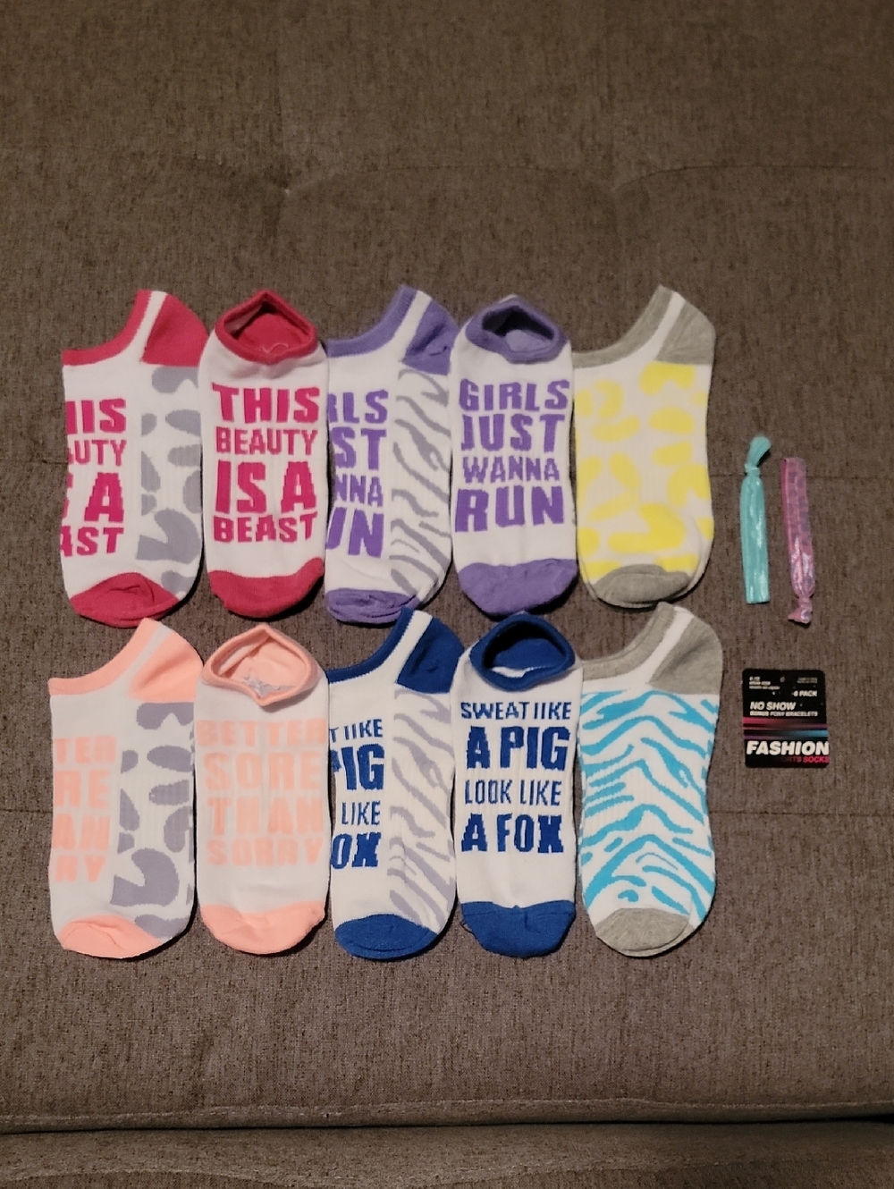 No-Show Sport Socks 6 Pack - Assorted Sayings & Colors with Bouns Pony Bracelets